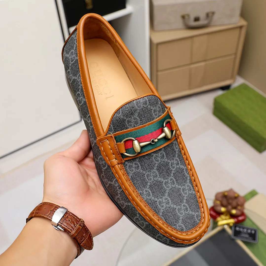 Men's men's shoes 💰420 🆘【GUCCI】Gucci ·🐂里· Hot-selling pea shoes top brand luxury, top quality, the latest fashion pea shoes. The upper is made of original first-layer cowhide. (Full first-layer water-dyed 🐂 leather·inner). The original stylish and stylish soft rubber wear-resistant and non-slip outsole is light and comfortable on the foot, available in 3 colors! Matching code: 38 / 45